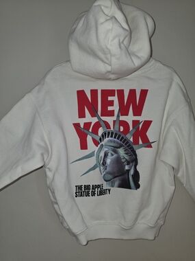 Zara Kids New York Statue of Liberty Hoodie- White